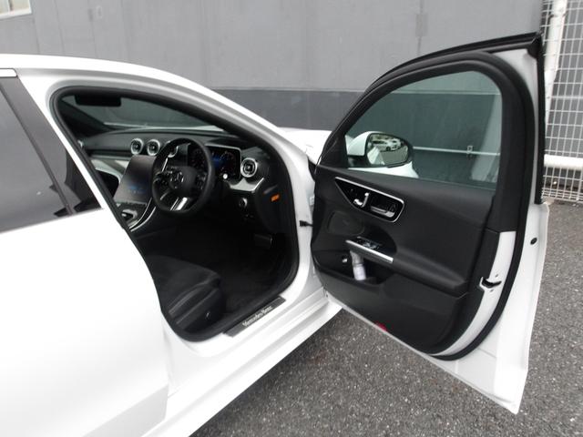 Ｃクラス Ｃ２２０ｄアバンギャルド　ＡＭＧラインパッケージ　認定保証２年・パノラミックルーフ・セーフティビジョンパッケージ・３６０度カメラ・ヘッドアップディスプレイ・フットトランクオープナー・アンビエントライト・（２５０１）（38枚目）