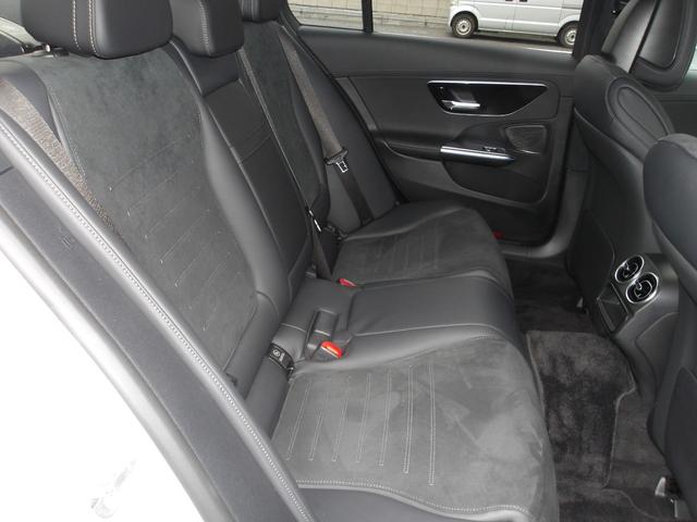 Ｃクラス Ｃ２２０ｄアバンギャルド　ＡＭＧラインパッケージ　認定保証２年・パノラミックルーフ・セーフティビジョンパッケージ・３６０度カメラ・ヘッドアップディスプレイ・フットトランクオープナー・アンビエントライト・（２５０１）（42枚目）