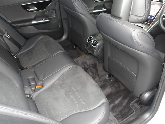 Ｃクラス Ｃ２２０ｄアバンギャルド　ＡＭＧラインパッケージ　認定保証２年・パノラミックルーフ・セーフティビジョンパッケージ・３６０度カメラ・ヘッドアップディスプレイ・フットトランクオープナー・アンビエントライト・（２５０１）（43枚目）