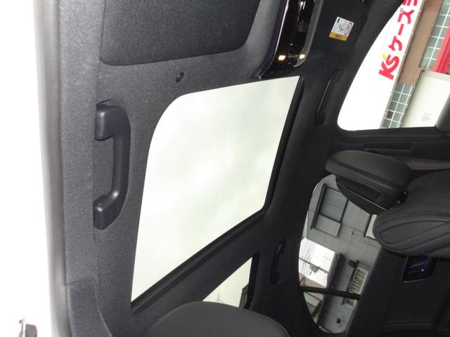 Ｃクラス Ｃ２２０ｄアバンギャルド　ＡＭＧラインパッケージ　認定保証２年・パノラミックルーフ・セーフティビジョンパッケージ・３６０度カメラ・ヘッドアップディスプレイ・フットトランクオープナー・アンビエントライト・（２５０１）（53枚目）