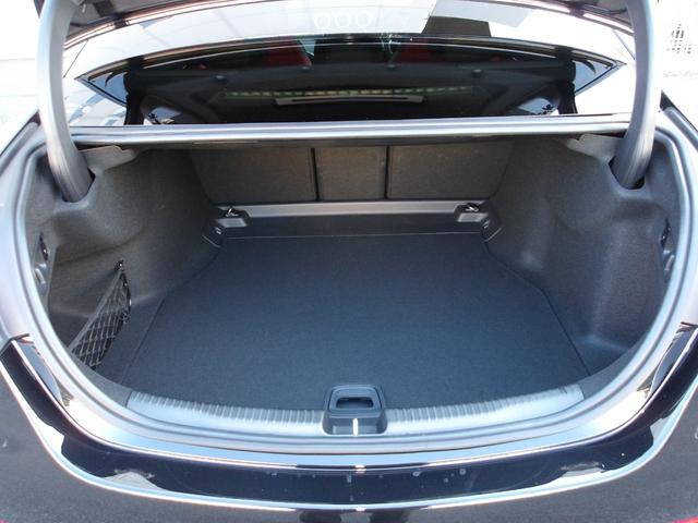 Cクラス C200アバンギャルド AMGラインパッケージ 認定保証2年・禁煙車・パノラミックルーフ・レザーエクスクルーシブパッケージ・ドライバーズパッケージ・セーフティビジョンパッケージ・(2501)(59枚目)