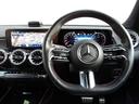 GLB200d 4マチック AMGラインパッケージ 認定保証2年・禁煙車・ワンオーナー・パノラミックルーフ・ポーラホワイト・フットトランクオープナー・アンビエントライト・360度カメラ・(2502)((37枚目)