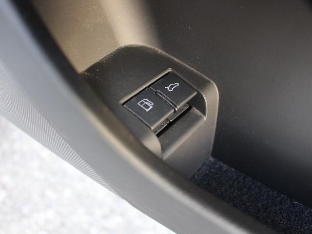 2.0TFSI クワトロ 禁煙車両 ビルシュタイン車高調 クルーズコントロール 純正18AW バイキセノンヘッドライト LEDポジショニングライト LEDライセンスプレート 純正ナビフルセグTV Bluetooth ETC(25枚目)