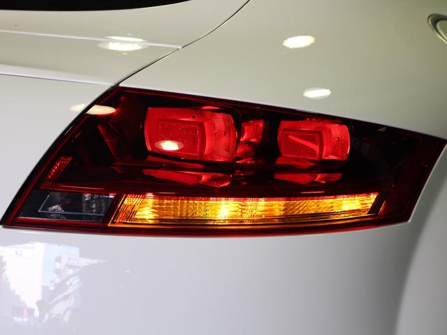 2.0TFSI クワトロ 禁煙車両 ビルシュタイン車高調 クルーズコントロール 純正18AW バイキセノンヘッドライト LEDポジショニングライト LEDライセンスプレート 純正ナビフルセグTV Bluetooth ETC(57枚目)