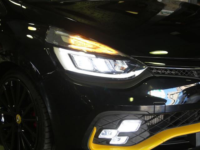ルーテシア Ｒ．Ｓ．１８　禁煙車　５０台限定車　７Ｖ型メモリーナビゲーション　ＴＶチューナー　リバースギア連動バックカメラ　Ｒ．Ｓ．ビジョン　ブラックルノーエンブレム　　シリアルナンバーキッキングプレート　インテークブレード（67枚目）