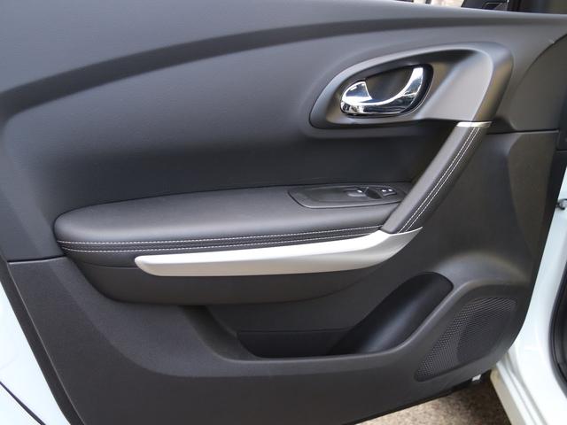 カジャー インテンス　禁煙車　フルＬＥＤヘッドライト　イージーパーキングアシスト　レザーシート　シートヒーター　ドライブレコーダー　レーダー探知機　クルーズコントロール　エマージェンシーブレーキサポート　後側方車両検知警報（48枚目）