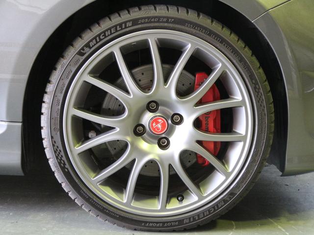 アバルト595 コンペティツィオーネ 禁煙車 7V型ワイドVGA地上デジタルTVナビ バックカメラ 純正オプションドライブレコーダー アームレスト キセノンヘッドライト ブレンボ製4ポッドフロントブレーキキャリパー 純正17インチAW(20枚目)