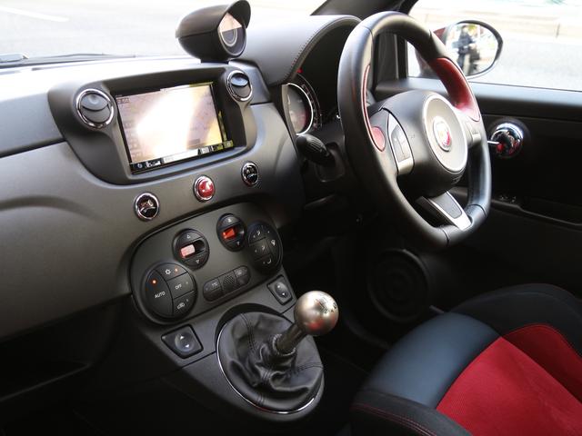 アバルト595 コンペティツィオーネ 禁煙車 7V型ワイドVGA地上デジタルTVナビ バックカメラ 純正オプションドライブレコーダー アームレスト キセノンヘッドライト ブレンボ製4ポッドフロントブレーキキャリパー 純正17インチAW(47枚目)