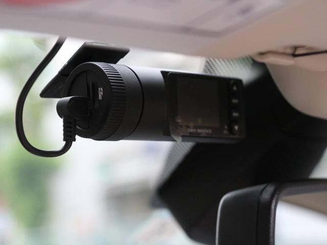 500C 60th 50台限定車 500C 60th ビコローレ 禁煙車 ルームミラー型バックカメラ ユピテル製ドライブレコーダー キセノンヘッドライト FIATビンテージロゴ TFTメータークラスター ETC(5枚目)