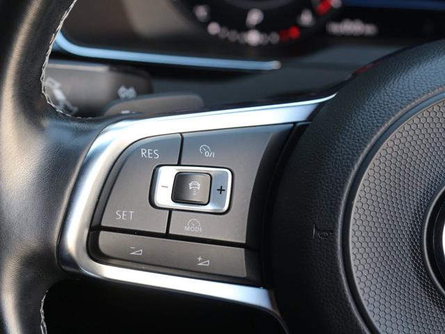 アルテオン Ｒライン　４モーションアドバンス　禁煙車　ナパレザーシート　運転席シートマッサージ機能　前後シートヒーター　アドバンス専用２０ＡＷ　　ヘッドアップディスプレイ　前後タイプドライブレコーダー　ルームミラー一体型レーダー探知機　純正ナビ（35枚目）