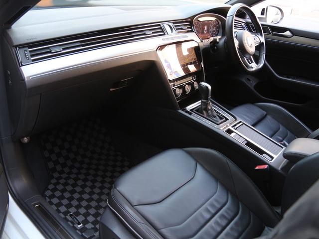 アルテオン Ｒライン　４モーションアドバンス　禁煙車　ナパレザーシート　運転席シートマッサージ機能　前後シートヒーター　アドバンス専用２０ＡＷ　　ヘッドアップディスプレイ　前後タイプドライブレコーダー　ルームミラー一体型レーダー探知機　純正ナビ（55枚目）