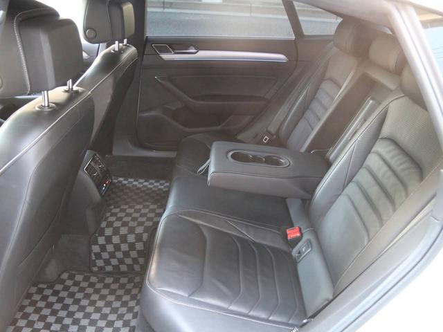 アルテオン Ｒライン　４モーションアドバンス　禁煙車　ナパレザーシート　運転席シートマッサージ機能　前後シートヒーター　アドバンス専用２０ＡＷ　　ヘッドアップディスプレイ　前後タイプドライブレコーダー　ルームミラー一体型レーダー探知機　純正ナビ（63枚目）