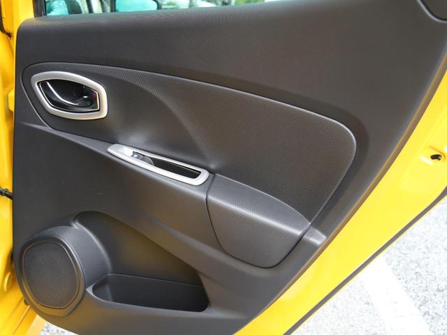 ルーテシア ルノースポール ジョンプレミアム 特別仕様車 HIDヘッドライト デイライト WedsSportアルミホイール 大型リアスポイラー 社外マフラー レザーシート シートヒーター 純正7インチタッチスクリーン ナビゲーション ドラレコ(46枚目)