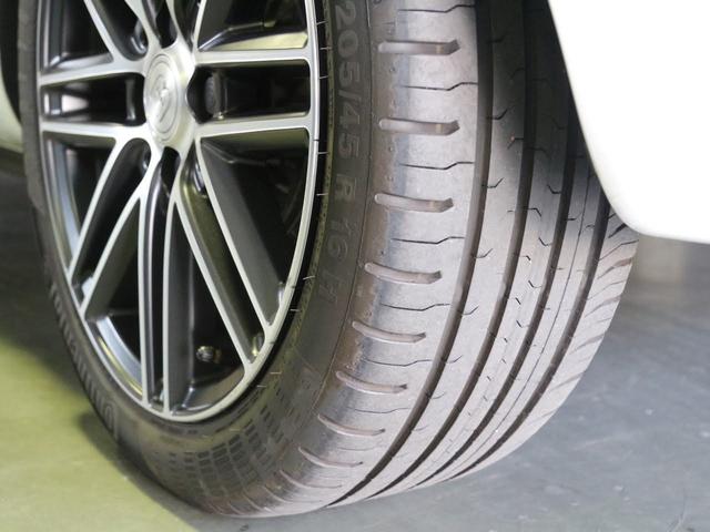 スマートフォーツーカブリオ ホワイトブラウン エディション 禁煙 ストラーダ製9インチフローティングナビ フルセグTV DVD再生 Bカメ 黒茶ハーフレザーシート シートヒーター ブラウンダッシュボード&ドアトリム 全国30台限定(28枚目)