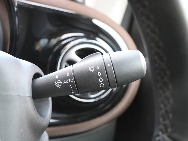 スマートフォーツーカブリオ ホワイトブラウン エディション 禁煙 ストラーダ製9インチフローティングナビ フルセグTV DVD再生 Bカメ 黒茶ハーフレザーシート シートヒーター ブラウンダッシュボード&ドアトリム 全国30台限定(35枚目)