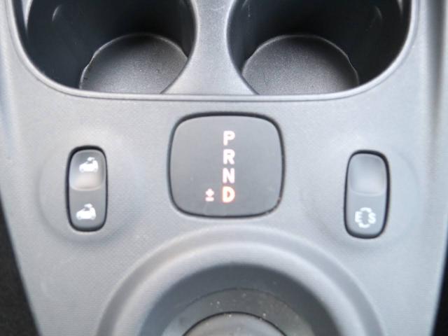 スマートフォーツーカブリオ ホワイトブラウン エディション 禁煙 ストラーダ製9インチフローティングナビ フルセグTV DVD再生 Bカメ 黒茶ハーフレザーシート シートヒーター ブラウンダッシュボード&ドアトリム 全国30台限定(37枚目)