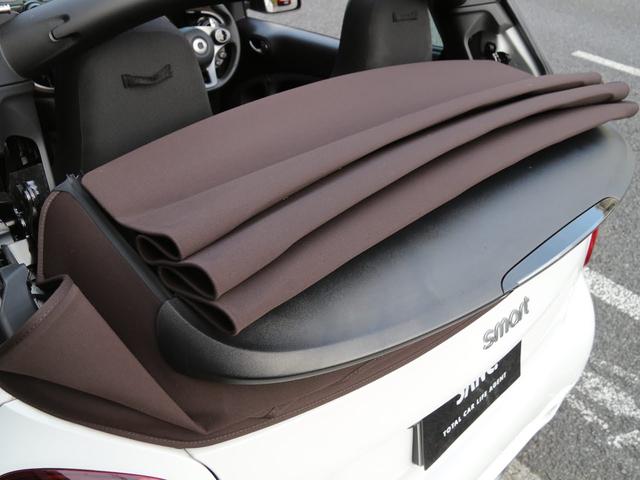 スマートフォーツーカブリオ ホワイトブラウン エディション 禁煙 ストラーダ製9インチフローティングナビ フルセグTV DVD再生 Bカメ 黒茶ハーフレザーシート シートヒーター ブラウンダッシュボード&ドアトリム 全国30台限定(78枚目)