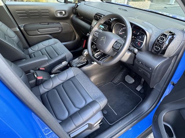 Ｃ３ エアクロス シャインパック　１オーナー　禁煙　ナビゲーションシステム　バックカメラ　パノラミックサンルーフ　グリップコントロール　１７インチアロイホイール　ＨｉＦｉスピーカー　クルーズコントロール　アドバンストコンフォートシート（7枚目）