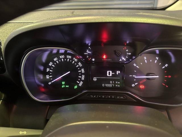 Ｃ３ エアクロス シャインパック　１オーナー　禁煙　ナビゲーションシステム　バックカメラ　パノラミックサンルーフ　グリップコントロール　１７インチアロイホイール　ＨｉＦｉスピーカー　クルーズコントロール　アドバンストコンフォートシート（29枚目）