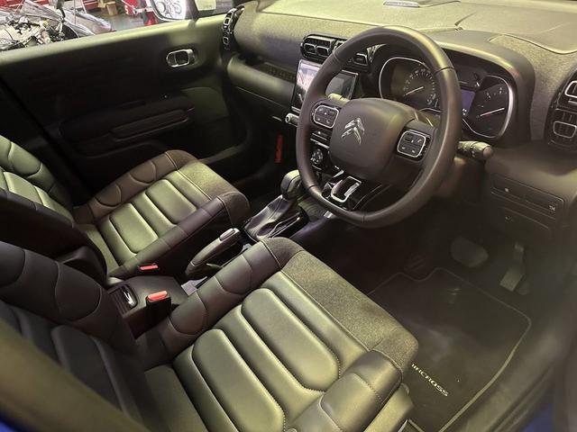 Ｃ３ エアクロス シャインパック　１オーナー　禁煙　ナビゲーションシステム　バックカメラ　パノラミックサンルーフ　グリップコントロール　１７インチアロイホイール　ＨｉＦｉスピーカー　クルーズコントロール　アドバンストコンフォートシート（43枚目）