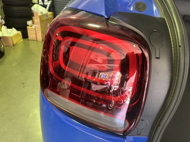 Ｃ３ エアクロス シャインパック　１オーナー　禁煙　ナビゲーションシステム　バックカメラ　パノラミックサンルーフ　グリップコントロール　１７インチアロイホイール　ＨｉＦｉスピーカー　クルーズコントロール　アドバンストコンフォートシート（57枚目）