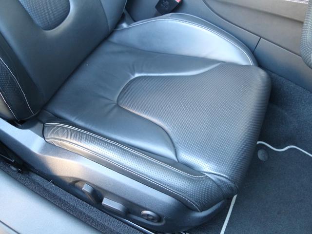 TT RSプラスクーペ ベースグレード 禁煙車 5アームローターアルミホイールブラック&レッド ウイングタイプリヤスポイラー RSスポーツサスペンション スポーツシート シートヒーター バイキセノンヘッドライト LEDポジショニングライト(43枚目)