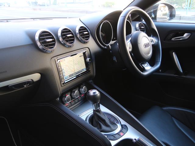 TT RSプラスクーペ ベースグレード 禁煙車 5アームローターアルミホイールブラック&レッド ウイングタイプリヤスポイラー RSスポーツサスペンション スポーツシート シートヒーター バイキセノンヘッドライト LEDポジショニングライト(46枚目)