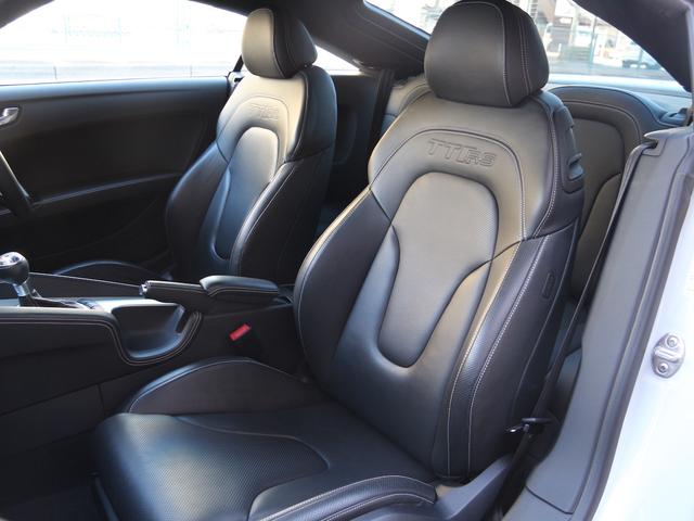 TT RSプラスクーペ ベースグレード 禁煙車 5アームローターアルミホイールブラック&レッド ウイングタイプリヤスポイラー RSスポーツサスペンション スポーツシート シートヒーター バイキセノンヘッドライト LEDポジショニングライト(48枚目)