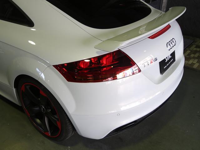 TT RSプラスクーペ ベースグレード 禁煙車 5アームローターアルミホイールブラック&レッド ウイングタイプリヤスポイラー RSスポーツサスペンション スポーツシート シートヒーター バイキセノンヘッドライト LEDポジショニングライト(74枚目)