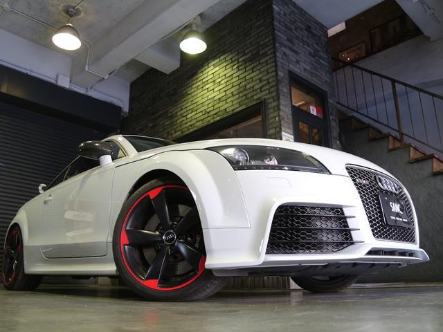 TT RSプラスクーペ ベースグレード 禁煙車 5アームローターアルミホイールブラック&レッド ウイングタイプリヤスポイラー RSスポーツサスペンション スポーツシート シートヒーター バイキセノンヘッドライト LEDポジショニングライト(75枚目)