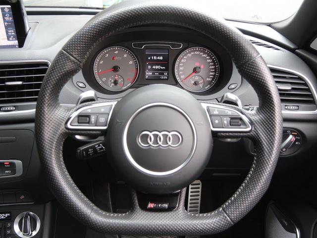 RS Q3 ベースグレード 禁煙車 パノラマガラスサンルーフ 本革ダイヤモンドステッチング シートヒーター 5アームローターデザインマットブラック20インチアルミホイール BOSEサラウンドサウンドシステム MMI3GPlus(12枚目)