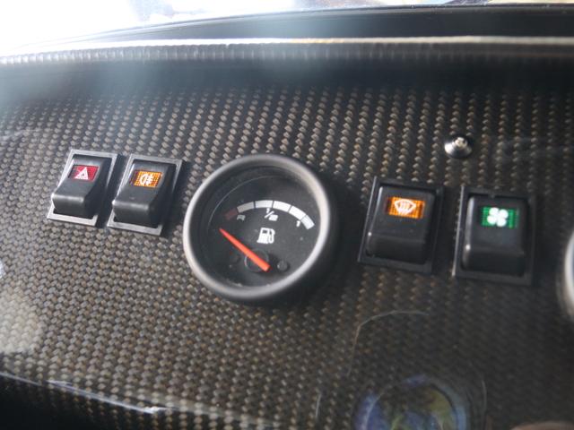 セブン170 SEVEN 170R LEDヘッドライト LEDリアライト スポーツサスペンションパック LSD Momoステアリングホイール カーボンダッシュボード 4点式レースハーネス ポリッシュドエキゾースト(30枚目)