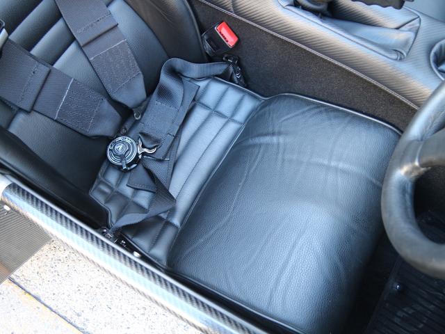 セブン170 SEVEN 170R LEDヘッドライト LEDリアライト スポーツサスペンションパック LSD Momoステアリングホイール カーボンダッシュボード 4点式レースハーネス ポリッシュドエキゾースト(36枚目)