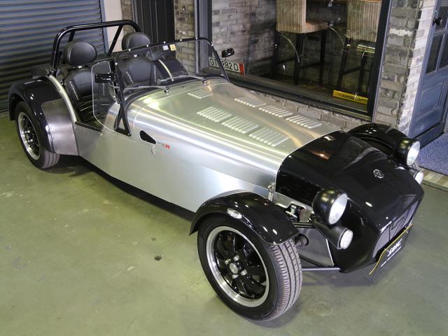 セブン170 SEVEN 170R LEDヘッドライト LEDリアライト スポーツサスペンションパック LSD Momoステアリングホイール カーボンダッシュボード 4点式レースハーネス ポリッシュドエキゾースト(56枚目)