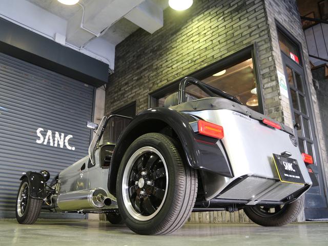 セブン170 SEVEN 170R LEDヘッドライト LEDリアライト スポーツサスペンションパック LSD Momoステアリングホイール カーボンダッシュボード 4点式レースハーネス ポリッシュドエキゾースト(64枚目)