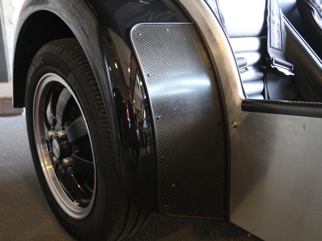 セブン170 SEVEN 170R LEDヘッドライト LEDリアライト スポーツサスペンションパック LSD Momoステアリングホイール カーボンダッシュボード 4点式レースハーネス ポリッシュドエキゾースト(73枚目)