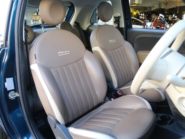 500 マーレブル 1オーナー 禁煙車 限定車 サンルーフ ポルトローナ・フラウ社ブラウンレザーシート 15インチアロイホイール バイキセノンヘッドライト LEDデイライト 専用色インテリアパネル Uconnect(15枚目)