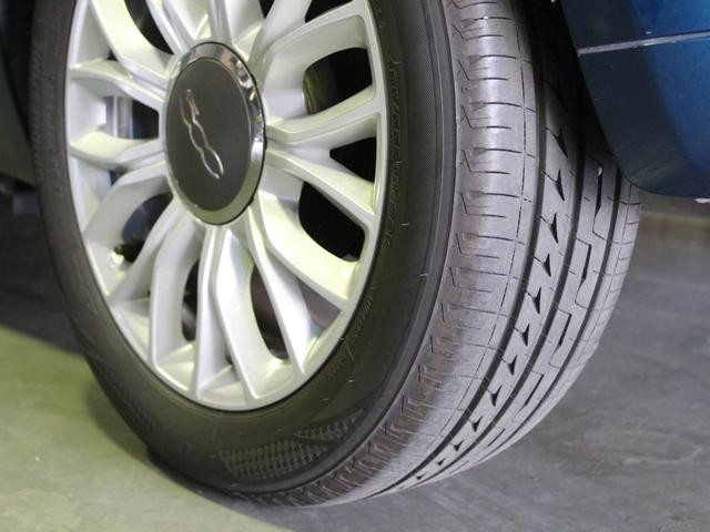 500 マーレブル 1オーナー 禁煙車 限定車 サンルーフ ポルトローナ・フラウ社ブラウンレザーシート 15インチアロイホイール バイキセノンヘッドライト LEDデイライト 専用色インテリアパネル Uconnect(27枚目)