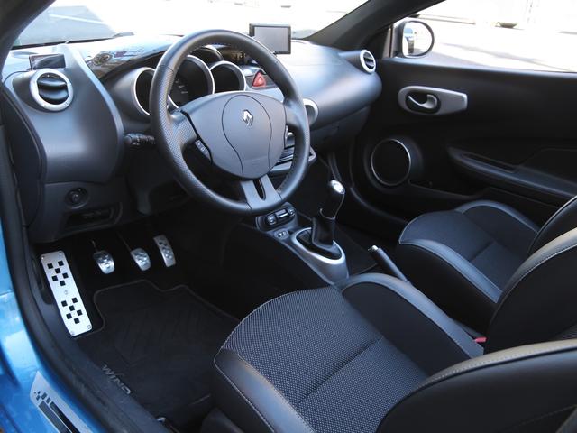 �V�[�g�Ƀw�^��������������Y��ȏ�Ԃł��B���ڂ����̓t���[�R�[���O�O�V�W�|�U�O�S�S�|�W�V�U�V�܂ŁB