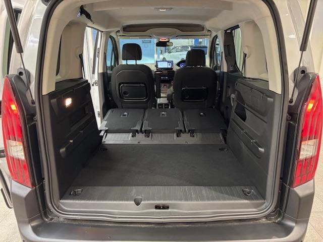 リフター ＧＴ　弊社デモカー　新車保証継承　カープレイ対応　アクティブクルーズ　両側スライドドア（12枚目）