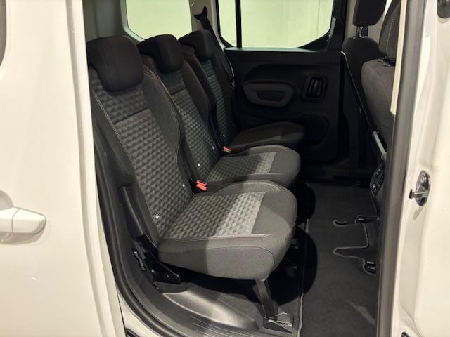 リフター ＧＴ　弊社デモカー　新車保証継承　カープレイ対応　アクティブクルーズ　両側スライドドア（20枚目）