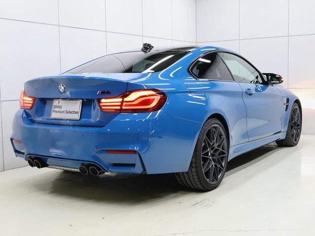 Ｍ４ Ｍ４クーペ　エディションヘリテージ　国内限定１５台　ＥＤＩＴＩＯＮ　ＨＥＲＩＴＡＧＥ　専用ボディーカラー：ラグナ・セカ・ブルー　フルレザーメリノインテリア　専用ドアシルプレート　専用Ｍカラーカーボンインテリアトリム　専用グレーＡＨ（3枚目）