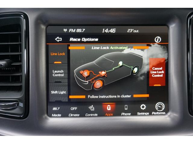 ダッジ・チャレンジャー R/T 22年モデル当社新車並行販売車両ワンオーナー車スキャットパックワイドボディー ブレンボブレーキキャリパー サンルーフ パワーシートシートヒーター ベンチレーション メモリーシート(22枚目)