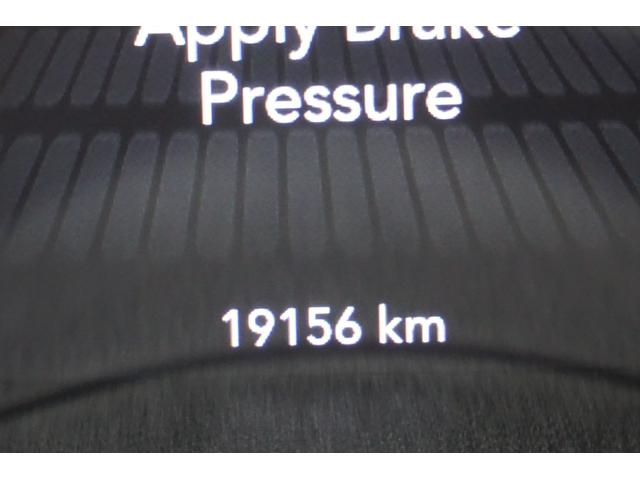 ダッジ・チャレンジャー R/T 22年モデル当社新車並行販売車両ワンオーナー車スキャットパックワイドボディー ブレンボブレーキキャリパー サンルーフ パワーシートシートヒーター ベンチレーション メモリーシート(24枚目)