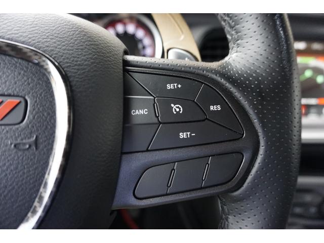 ダッジ・チャレンジャー R/T 22年モデル当社新車並行販売車両ワンオーナー車スキャットパックワイドボディー ブレンボブレーキキャリパー サンルーフ パワーシートシートヒーター ベンチレーション メモリーシート(25枚目)