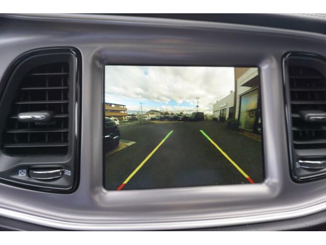 ダッジ・チャレンジャー R/T 22年モデル当社新車並行販売車両ワンオーナー車スキャットパックワイドボディー ブレンボブレーキキャリパー サンルーフ パワーシートシートヒーター ベンチレーション メモリーシート(34枚目)