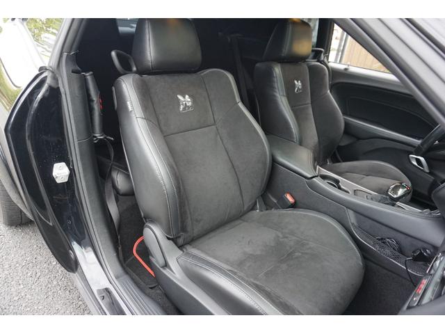 ダッジ・チャレンジャー R/T 22年モデル当社新車並行販売車両ワンオーナー車スキャットパックワイドボディー ブレンボブレーキキャリパー サンルーフ パワーシートシートヒーター ベンチレーション メモリーシート(44枚目)