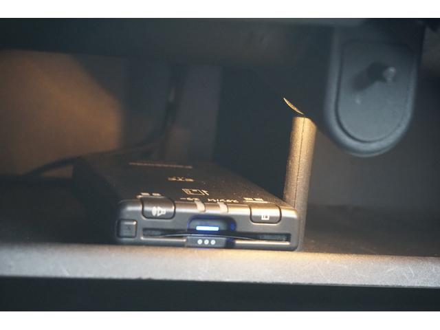 ダッジ・チャレンジャー R/T 22年モデル当社新車並行販売車両ワンオーナー車スキャットパックワイドボディー ブレンボブレーキキャリパー サンルーフ パワーシートシートヒーター ベンチレーション メモリーシート(46枚目)