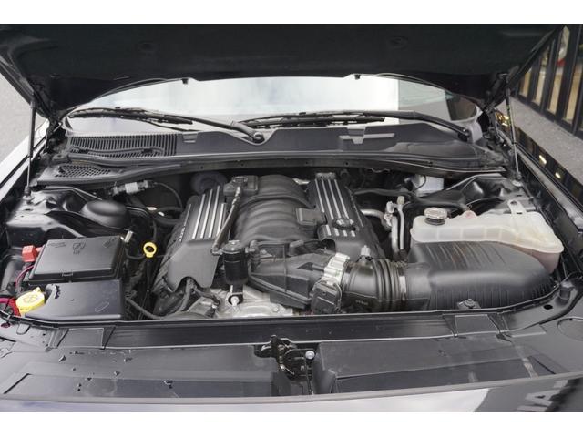 ダッジ・チャレンジャー R/T 22年モデル当社新車並行販売車両ワンオーナー車スキャットパックワイドボディー ブレンボブレーキキャリパー サンルーフ パワーシートシートヒーター ベンチレーション メモリーシート(48枚目)