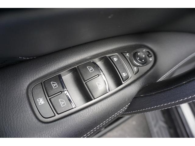 QX80  2018年モデル新車並行サンルーフ22インチレザーシート シートヒーターベンチレーション3列シート ボーズ アルパインナビ TV DVD移設 パワーバックドア(11枚目)